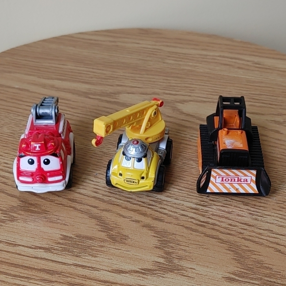 3 mini Tonka toys collectors vehicles‎